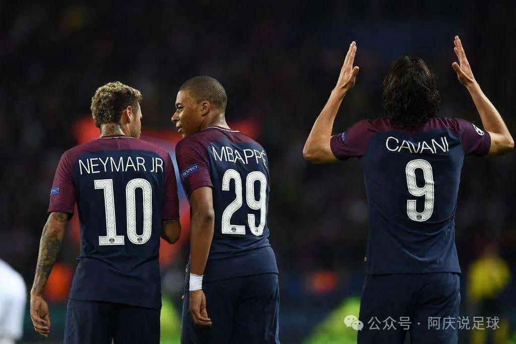 【法乙】罗德兹vs巴黎fc,法乙联赛先行对决
