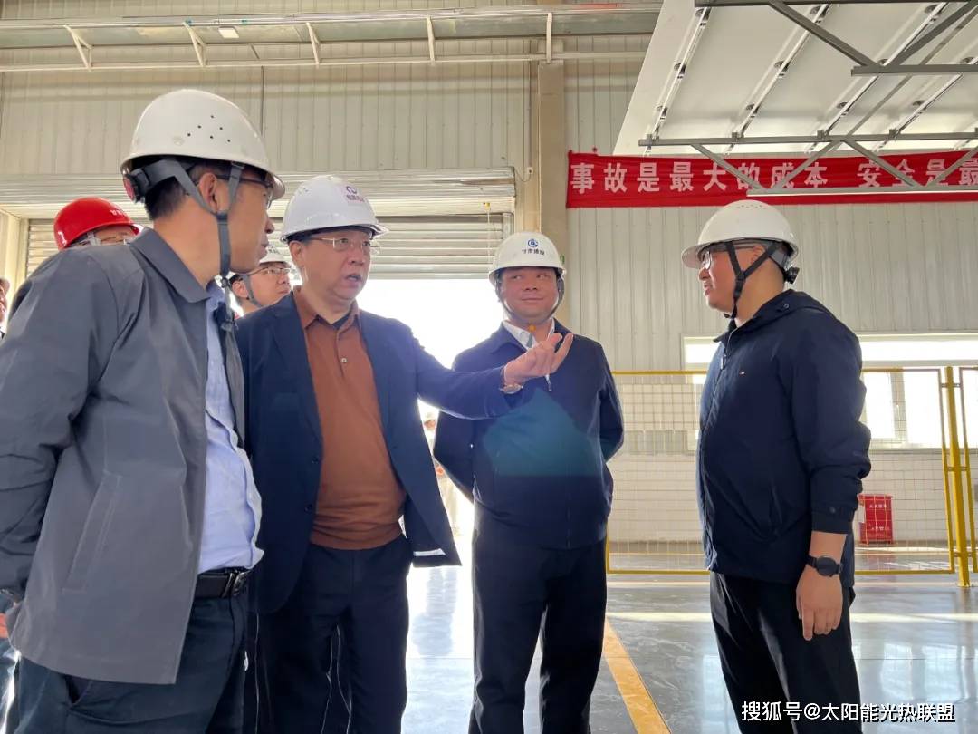 新华博乐公司领导调研瓜州"光热储能 "项目