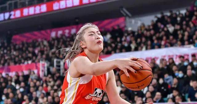 国家队主力对决,女篮巅峰之战精彩开启