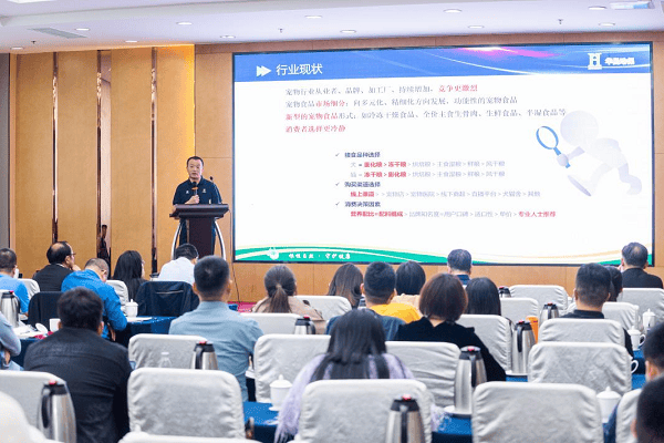 我国宠物食品装备行业头部企业江苏科润德智能装备集团董事长曾国良