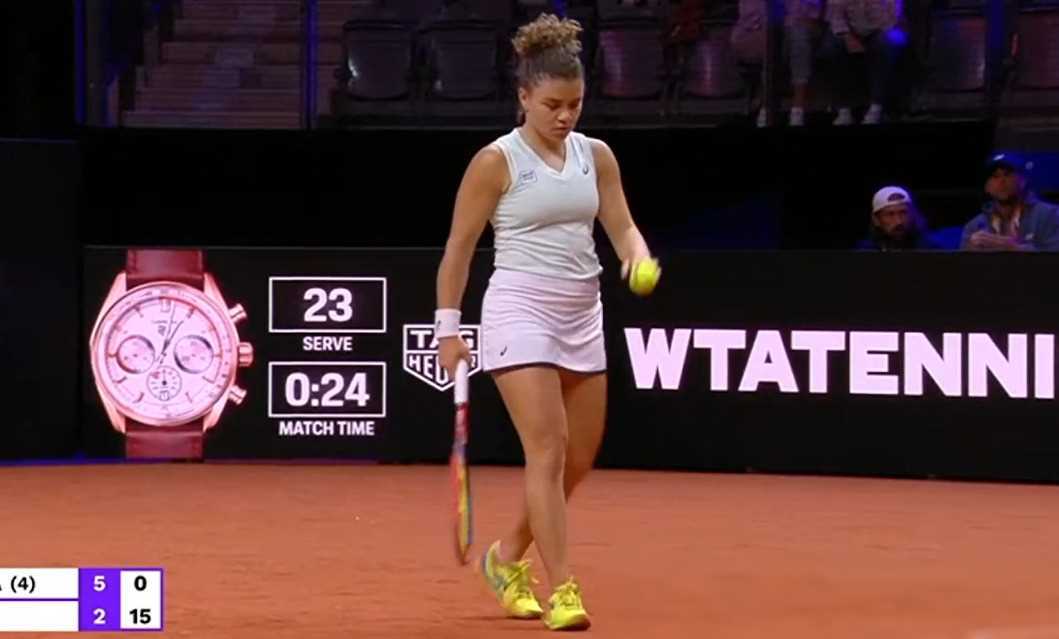 网坛女神三盘大战,-晋级,冰美人独揽首个半决赛席位_比赛_巴金娜_鲍里