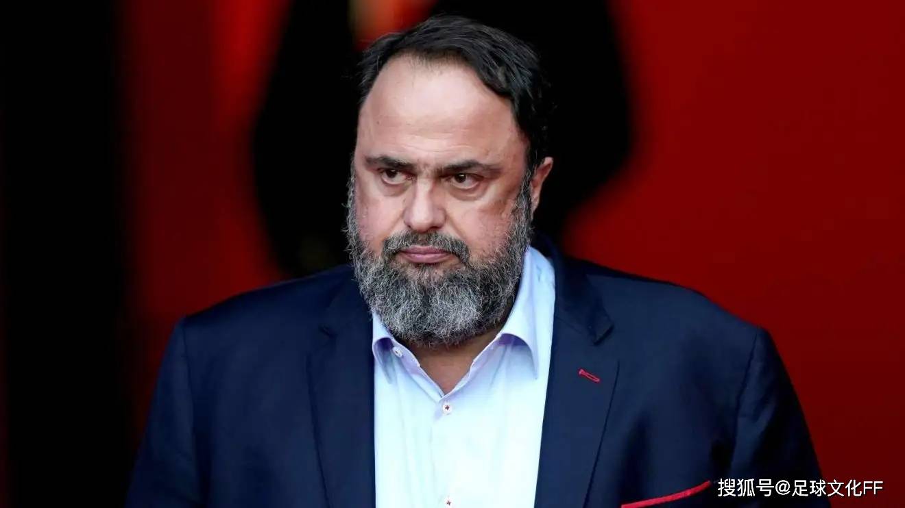 中场休息时,诺丁汉森林队高层发表声明,批评埃弗顿官员