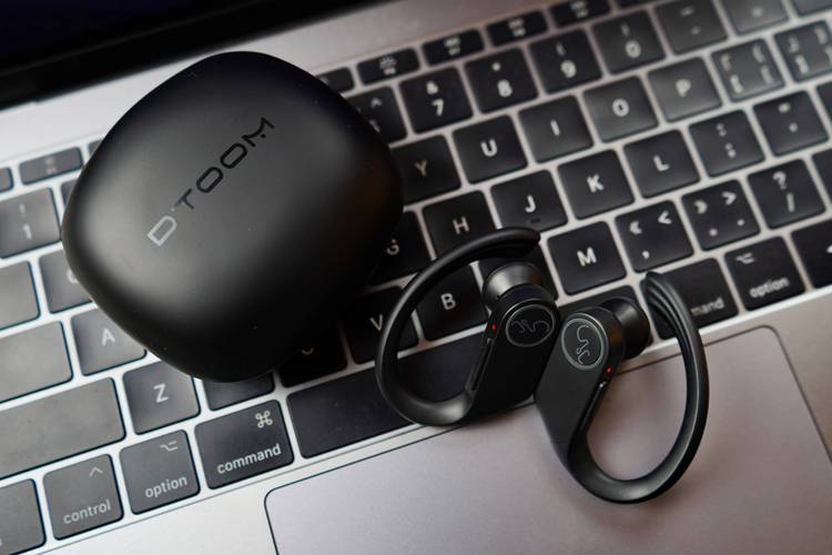 游泳耳机哪种款式好?6大精选技巧教你选对游泳耳机