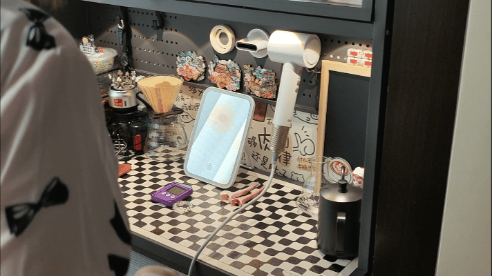 告别金毛狮王拥有漫画头？岚斐等离子吹风机吹护养三合一！