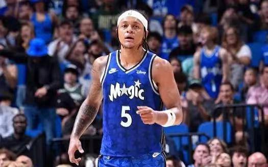 NBA季后赛综述：首个3-0胜利无悬念，球星恩比德创历史纪录