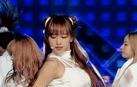 程潇为什么被称是“奶潇”？20张图片告诉你，名副其实！_因为_身材_舞蹈