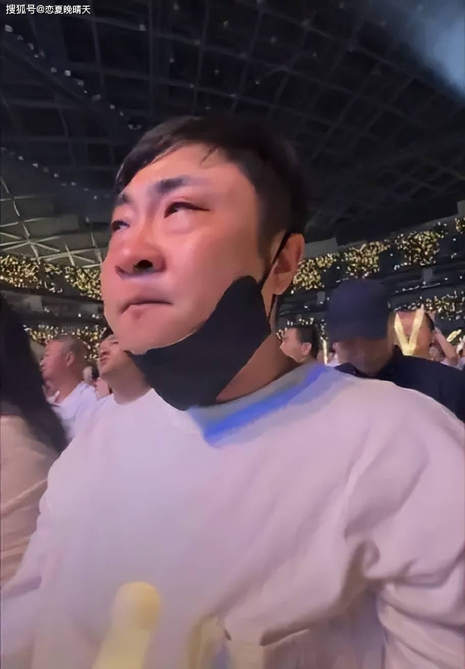 乔杉看李宗盛演唱会泪流满面