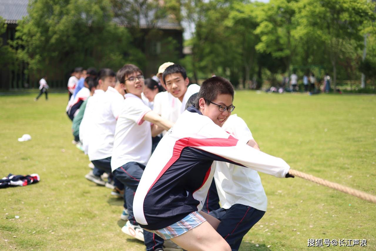 武汉七一中学堤角校区图片