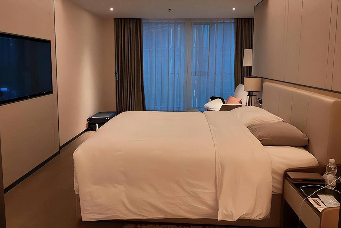 住酒店时"最脏"的四样东西?内部员工说漏嘴:能不碰就不碰