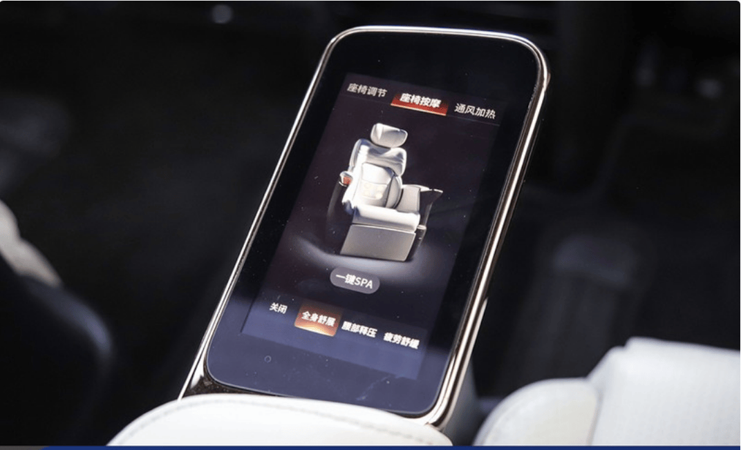 诠释豪华mpv新典范:7座大空间布局,搭载华为车机,广汽