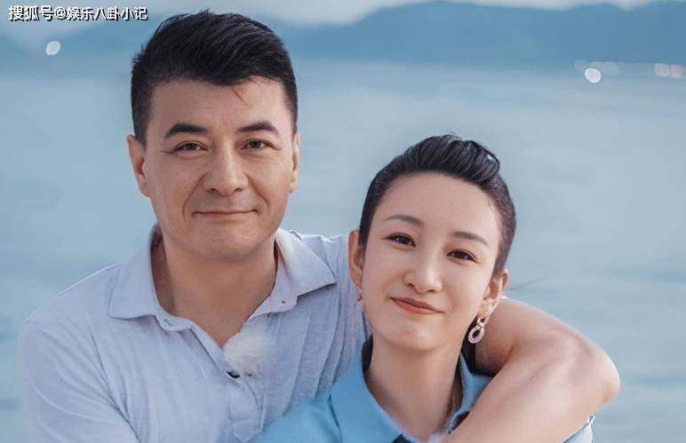 当秦海璐和王新军开始恋爱时,并没有得到很多人的支持,因为当时