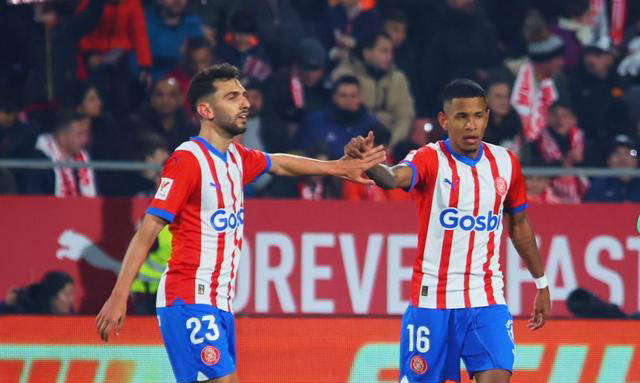 曼城二队:赫罗纳瞄准欧冠资格,巴萨抵达关键一战