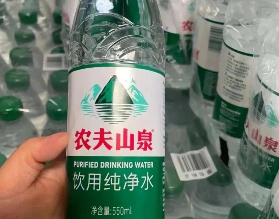 农夫山泉出绿款,还是有点甜,反击开始?_钟睒睒_包装_娃哈哈