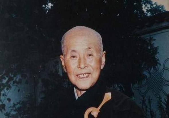 皈依佛门 求学于医姜素敏生来就有一颗慈悲心,幼年时期扎下慧根.