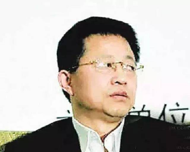 京城第一烂尾楼:开发商利用客户骗贷6.6亿,行长帮忙做假账