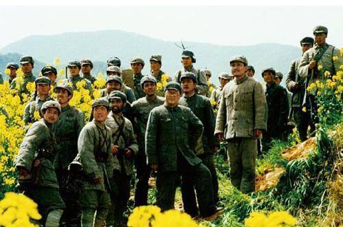 刘邓大军12万人挺进大别山,为何最后仅5万多人转出