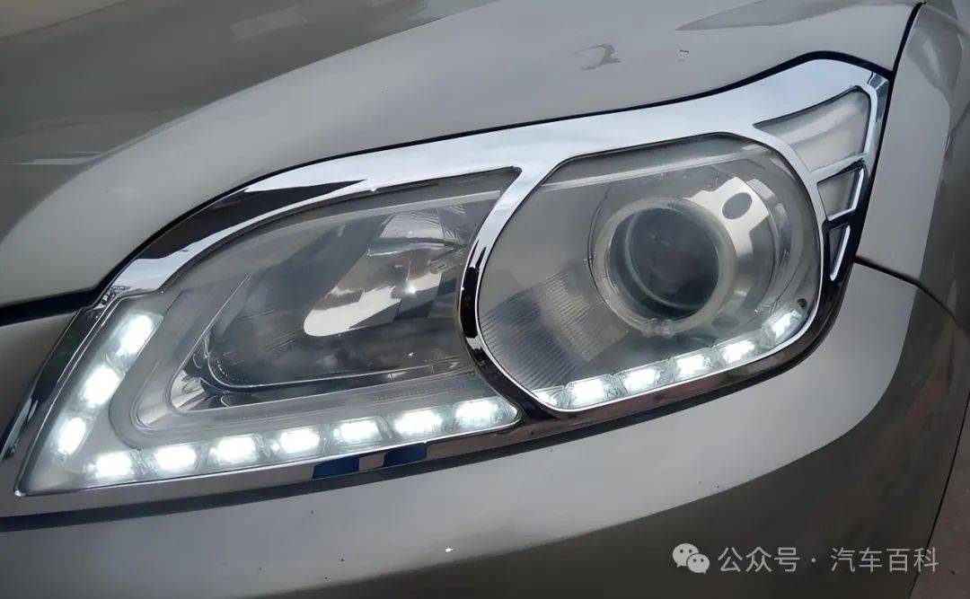 日间行车灯能提高行车安全吗?_搜狐汽车_搜狐网
