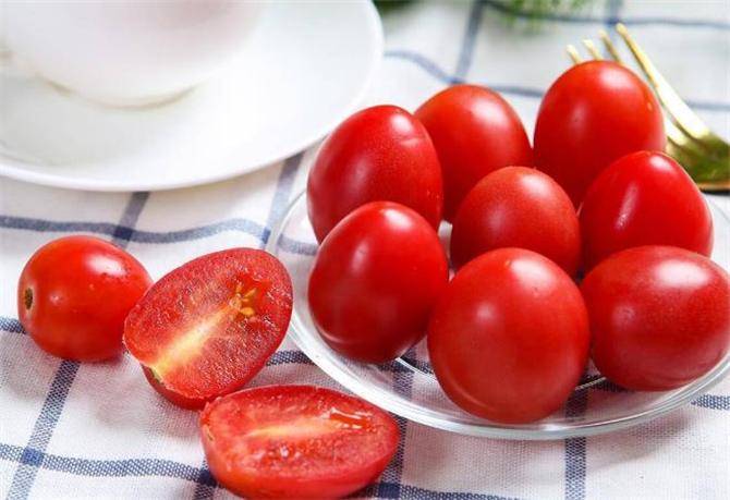 圣女果和千禧果有什么区别?怎么分辨?哪个更甜美一点?_味道_口感_颜色