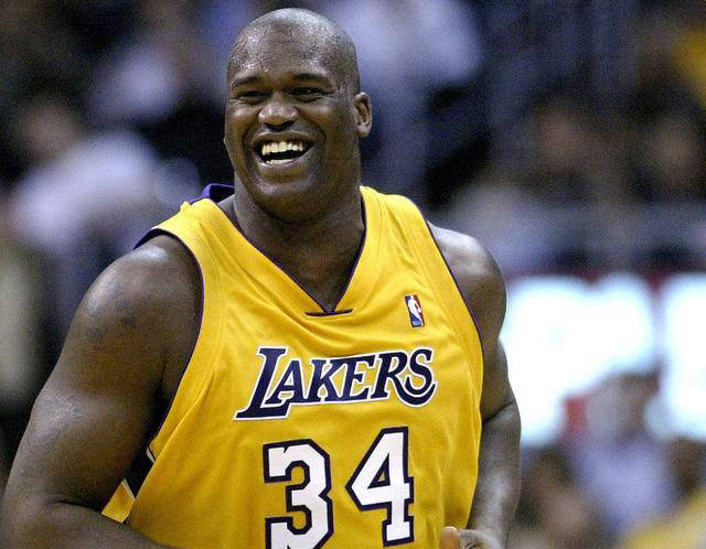 奥尼尔:离开湖人队后篮球传奇的继续