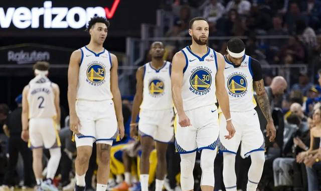 詹姆斯或加盟勇士?潜在交易方案曝光,引发球迷热议