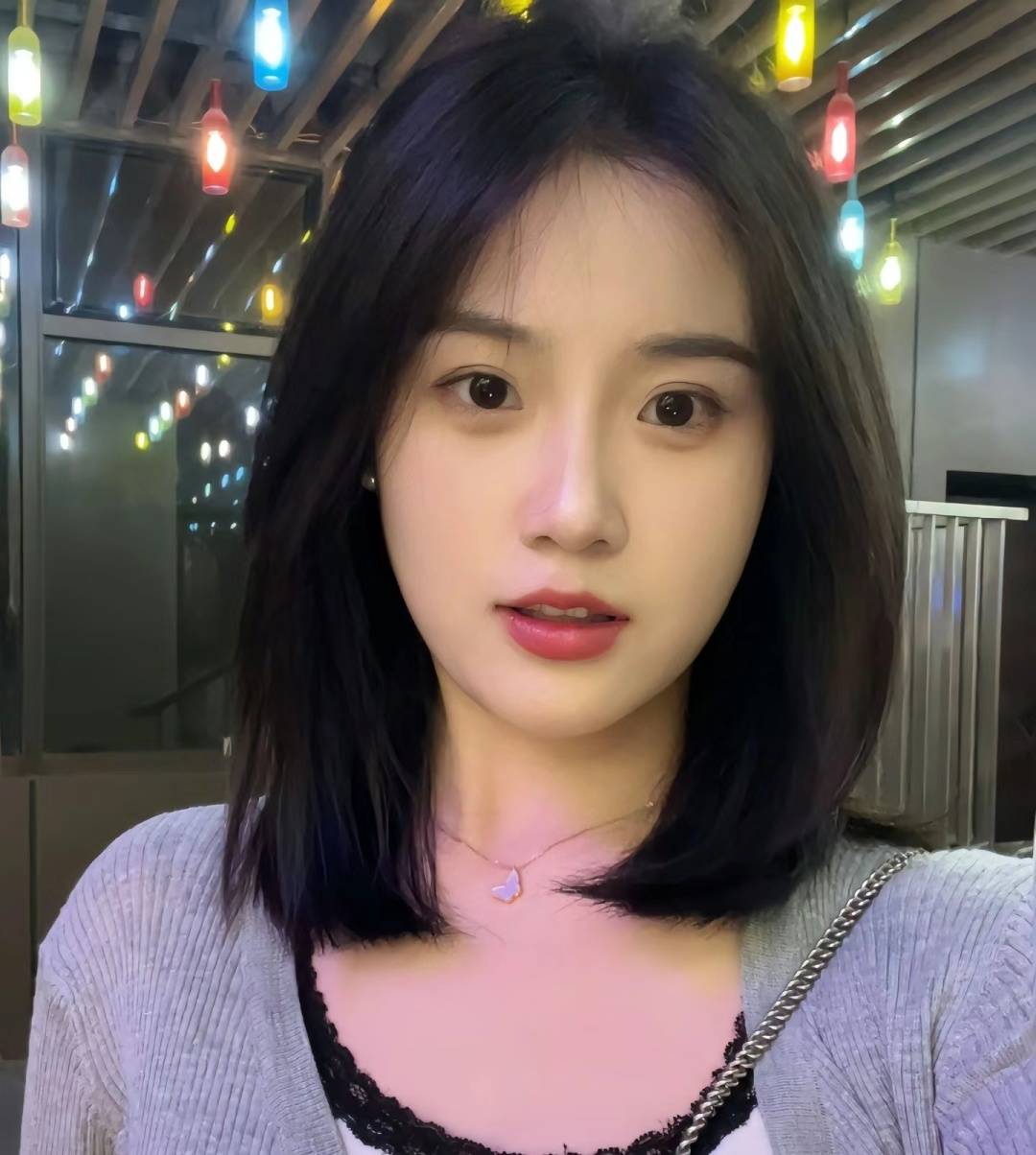 超美锁骨发修颜减龄气质炸裂
