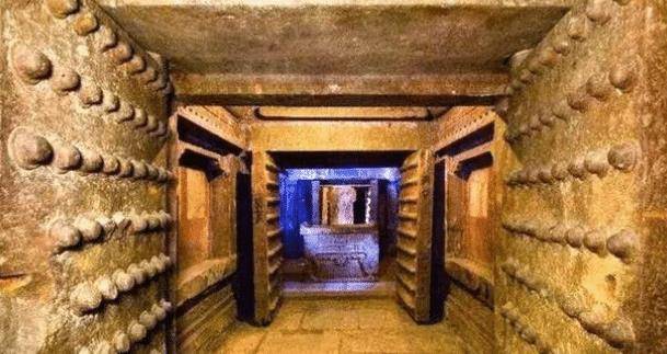 为什么明朝皇陵没有一个被盗,而清朝皇陵却无一幸免?_原因_地宫_保护