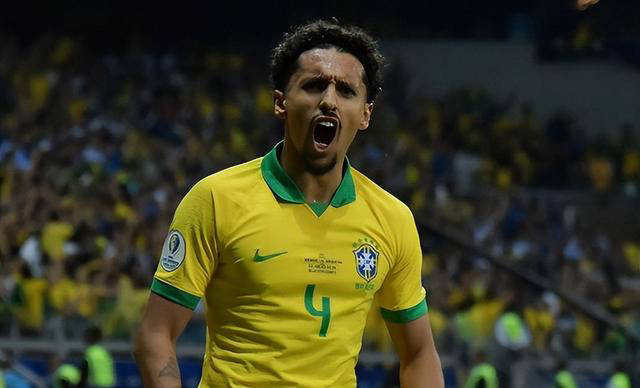 多特零封巴黎晋级欧冠决赛,球迷怒批马尔基尼奥斯表现低迷