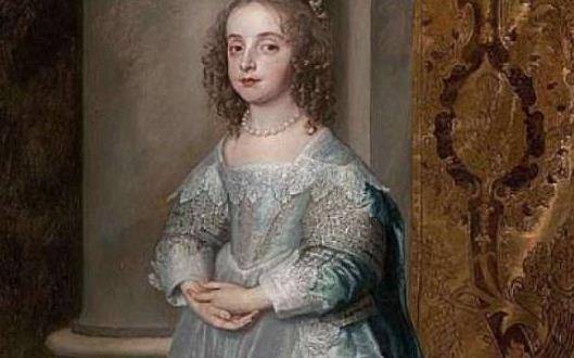 出男孩,居然被找出了不忠的理由给砍头,伊丽莎白公主同样成了"私生女"