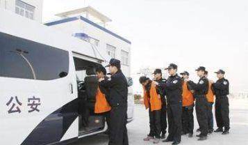 曾经的太原黑帮老大,靠着狠劲称霸一方,终逃不过法律的制裁