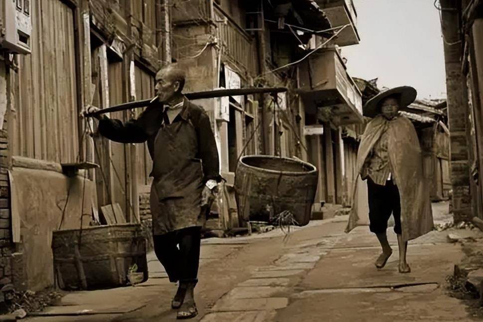 "赊刀人"再次出现,对2022年做出2个预言,真的可信吗?