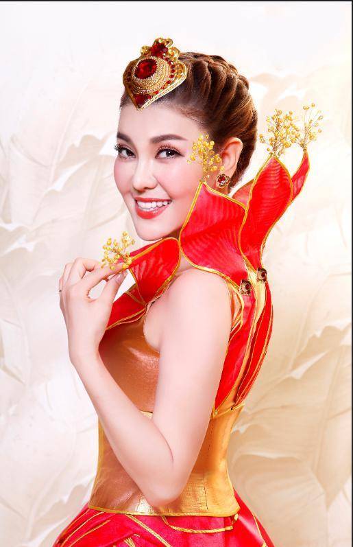 图雅:事业有成却至今单身,令父母既骄傲又烦恼_杜枫_科尔沁草原_时候