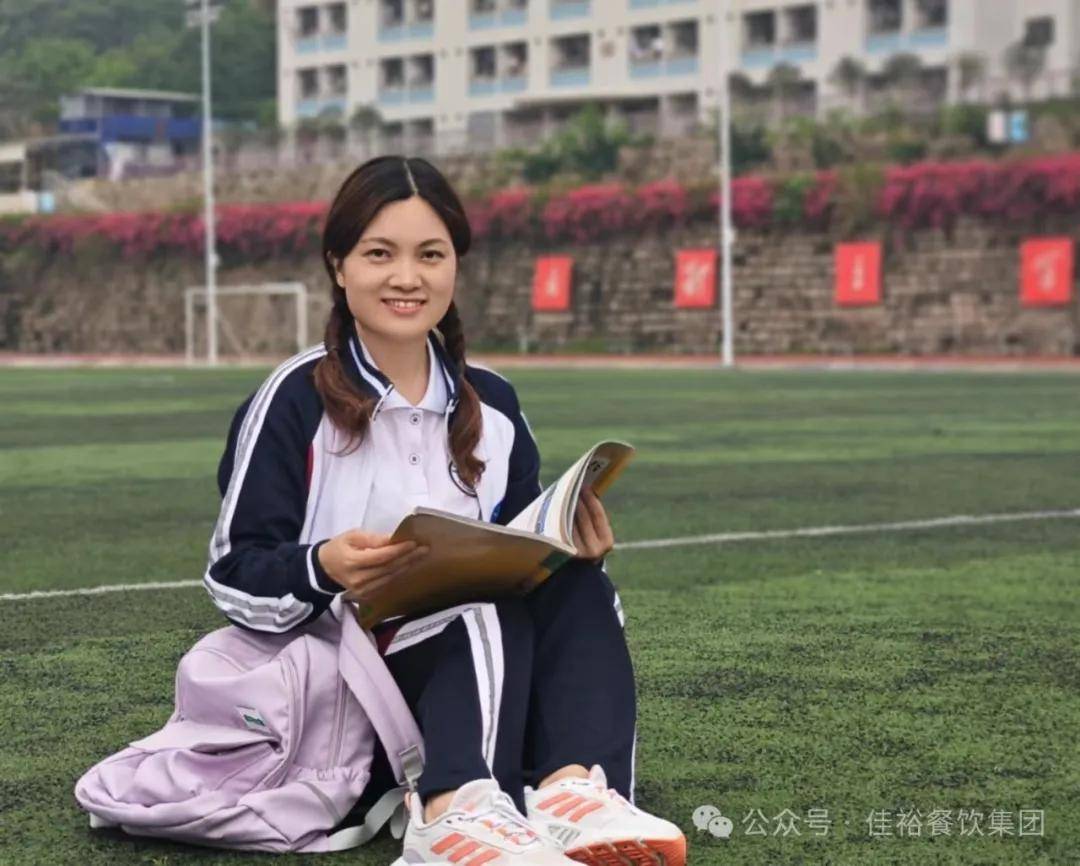 普宁市心连心志愿者协会创会会长惠州市揭阳商会副会长普宁市第十一届