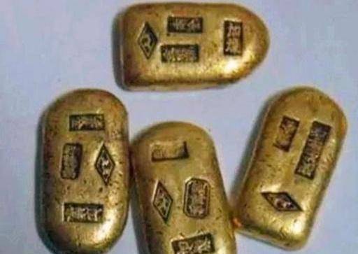 创作者
            “TNUMBERHz12V4，朕赏你金紫菊”，明朝君王赏的金紫菊是做甚么用的？(图4)