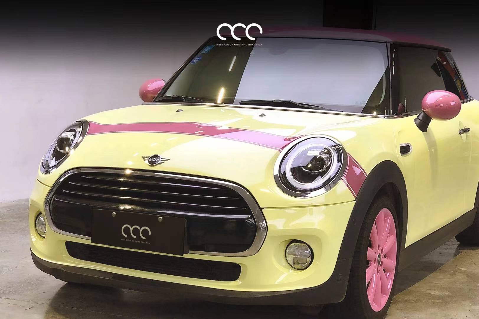 宝马mini cooper漫彩梵谷黄和摩根石红双拼,可爱甜心风格