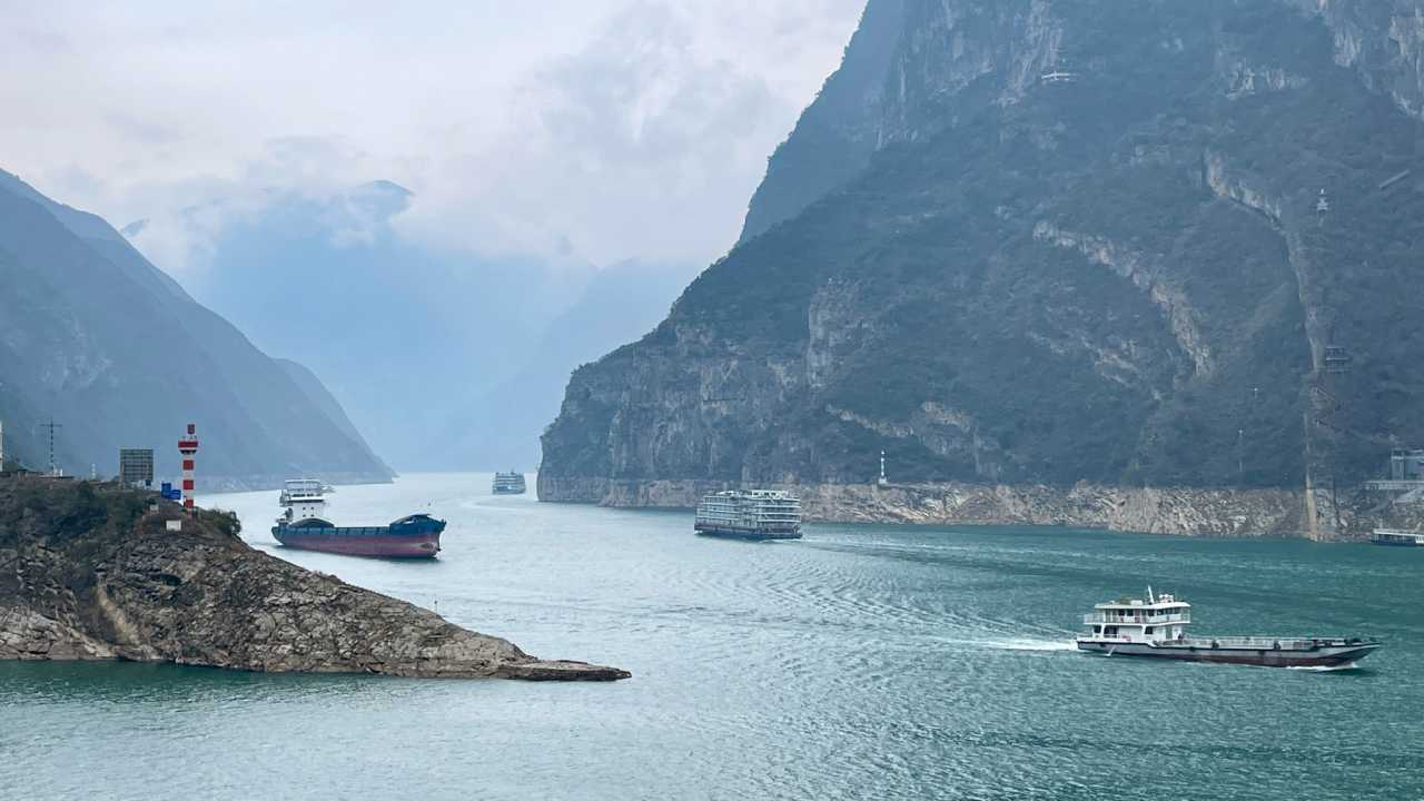 三月江南行,串起曾经的向往||三峡,婺源,水乡,土楼_长江_景区_夔门