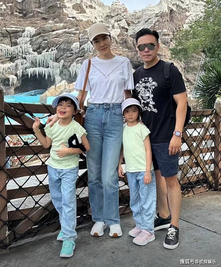 熊黛林双胞胎女儿6岁了!小姐妹遗传妈妈高个子,超像爸爸郭可颂