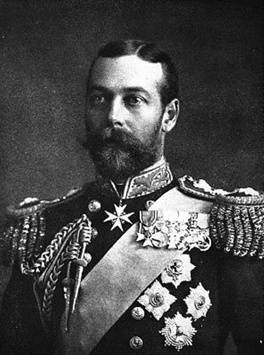 乔治五世很显然,当时的伊丽莎白根本就不在王位的直接继承人之列.