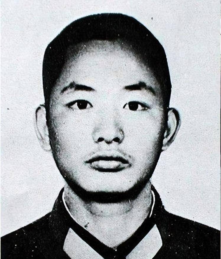 以烈士李海欣命名的高地,遭狂攻10小时,15人对阵400名越军