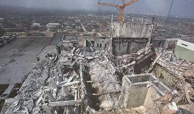 没死,左脸获得不老容颜_物质_核辐射_质子