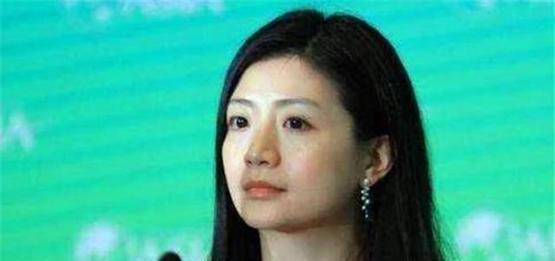 马云三顾茅庐请出的"女版巴菲特":才貌双全,因太优秀无人敢追