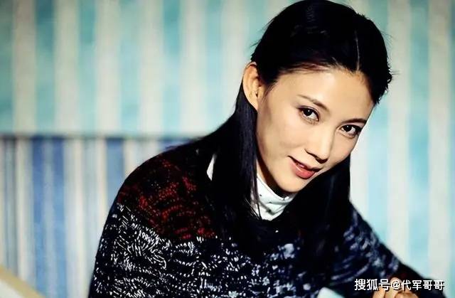 被车祸"毁掉"的12位明星,有人导致瘫痪,有人不幸殒命_洛桑_翟波_赵