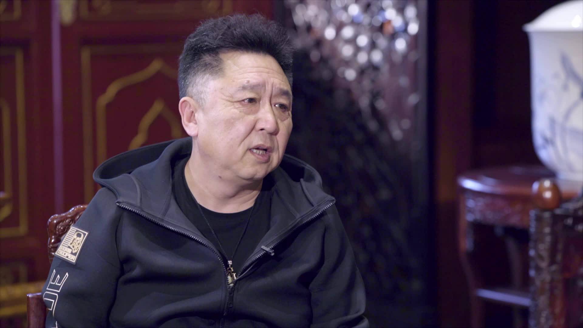 于谦夫妇晒幸福,儿子获18个offer,家庭美满引羡慕