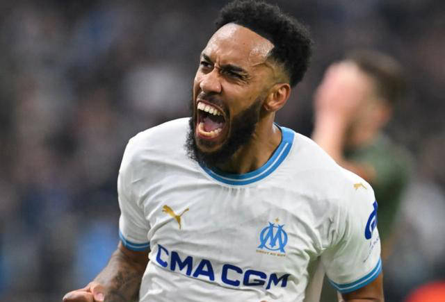 奥巴梅杨:重焕生机但搭档力不从心,遗憾赛季为马赛演绎最佳表现