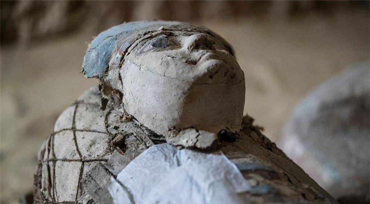 埃及四大"奇怪"发现,看了让人不敢信,近代发明千年前曾出现?