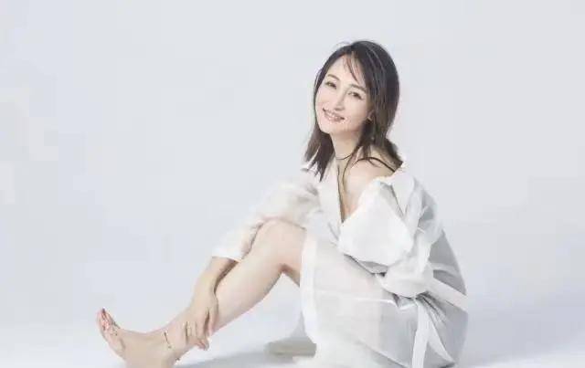 史上最美国乒太太团:校花,明星,舞蹈家,个个巨美,完胜国足!