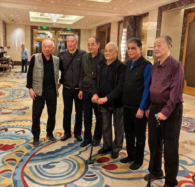 徐根宝在教育现今的小球员时强调,他们必须学会感恩,具备良好的意志