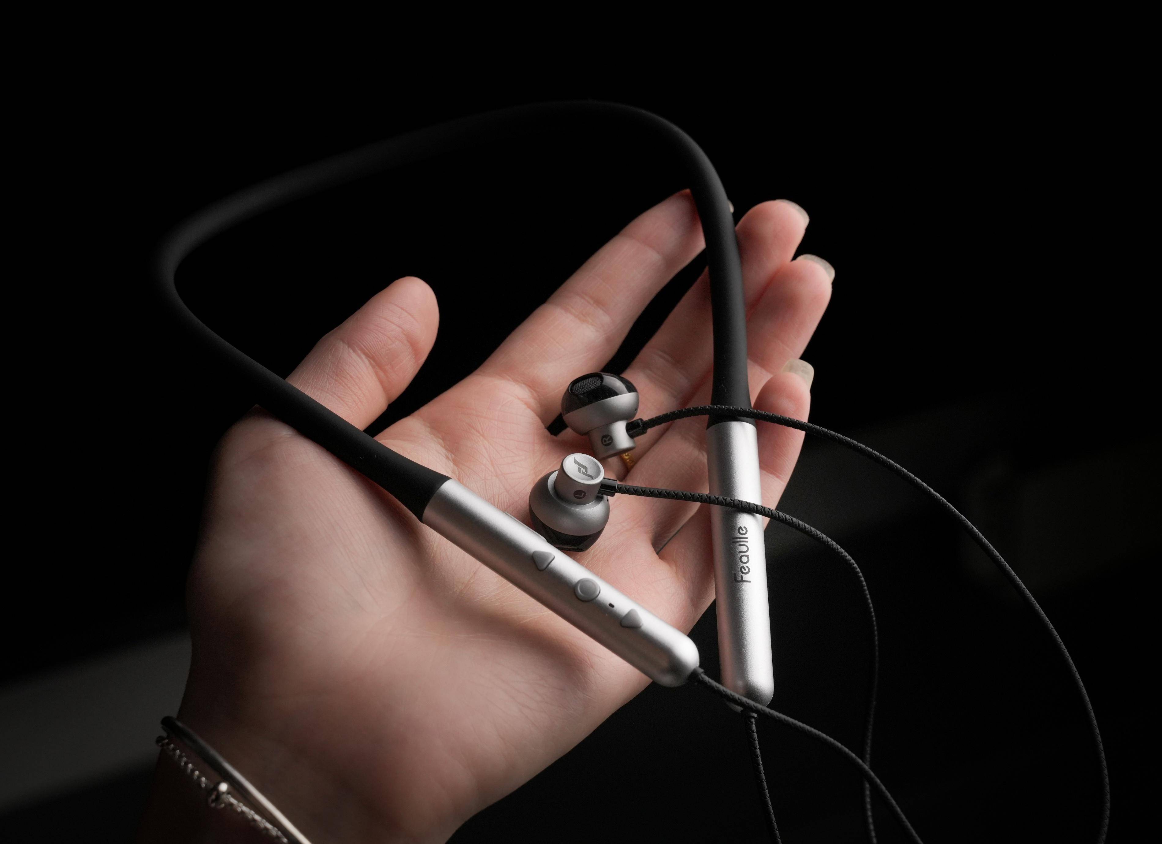 他们好像特别执迷于创造便宜的"刚需性耳机",像涟,h86c,h10b这些型号