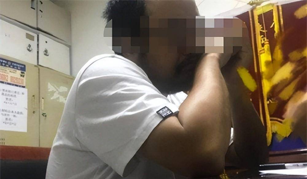 "浆果儿"事件回顾:酒店约拍后,却遭视频威胁,受害者多达百人