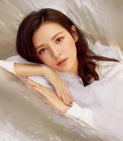 张雨绮_张艺谋_张若昀