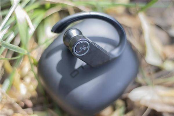 哪个牌子防水运动蓝牙耳机比较好?别错过四款高分防水耳机锦集!